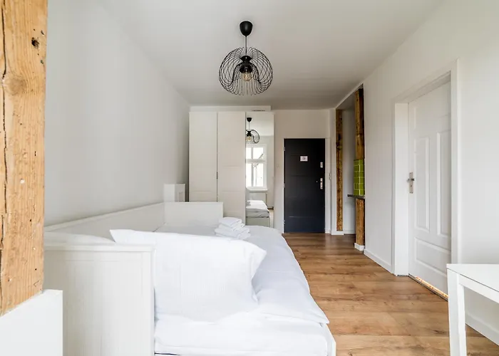 Rynek Jezycki By Bookinghost *