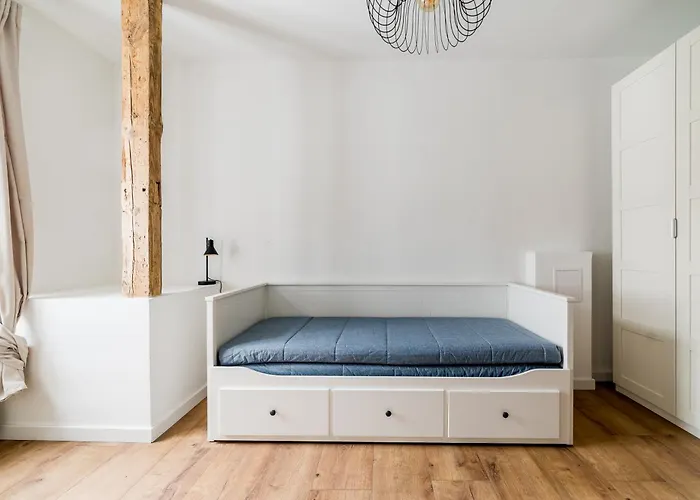 Rynek Jezycki By Bookinghost * Познань