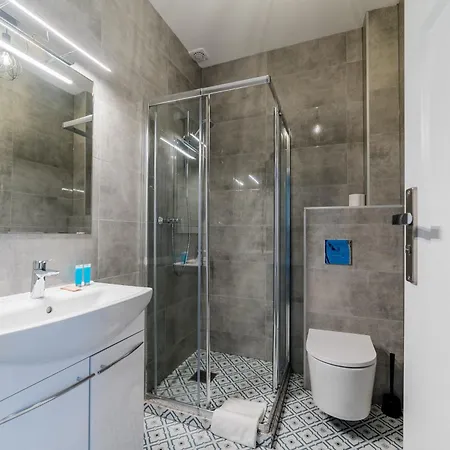 Rynek Jezycki By Bookinghost Posen