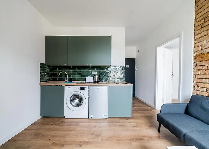 Rynek Jezycki By Bookinghost Poznaň