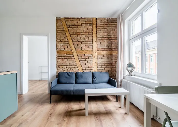 Rynek Jezycki By Bookinghost Poznaň